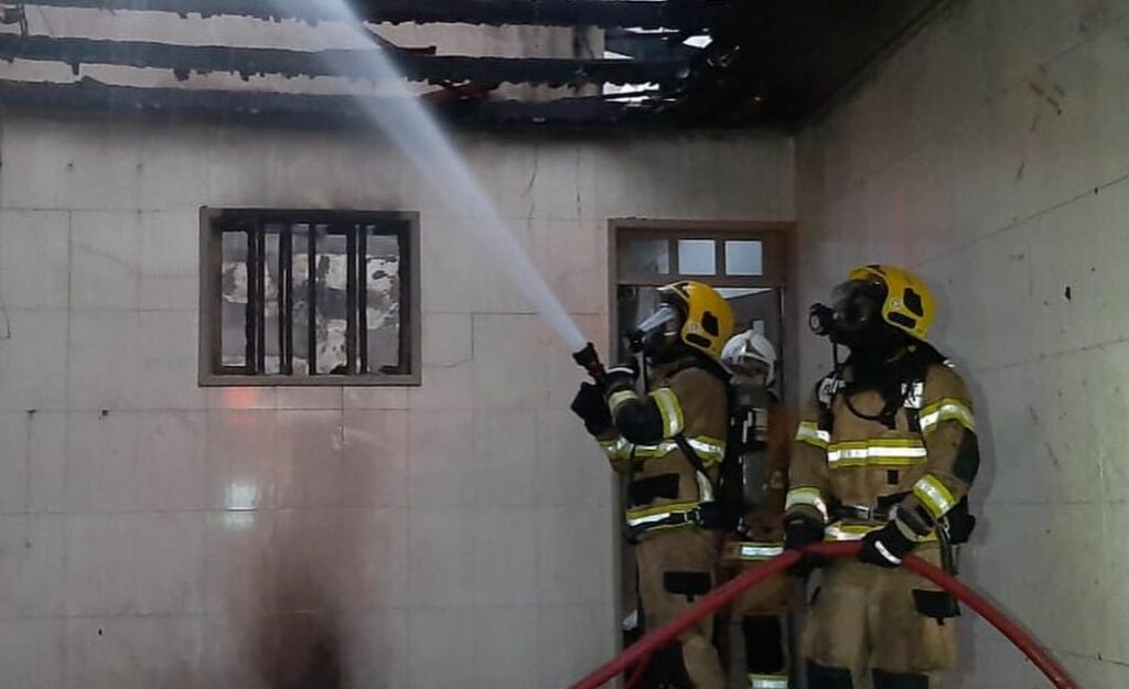 Incendio atinge parte de uma casa no bairro Cirurgia ha suspeitas de retaliacao e1615384207790