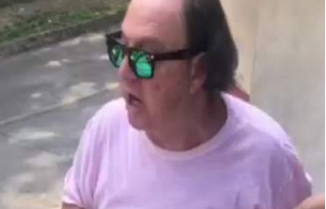 Juiz tenta carteirada 2