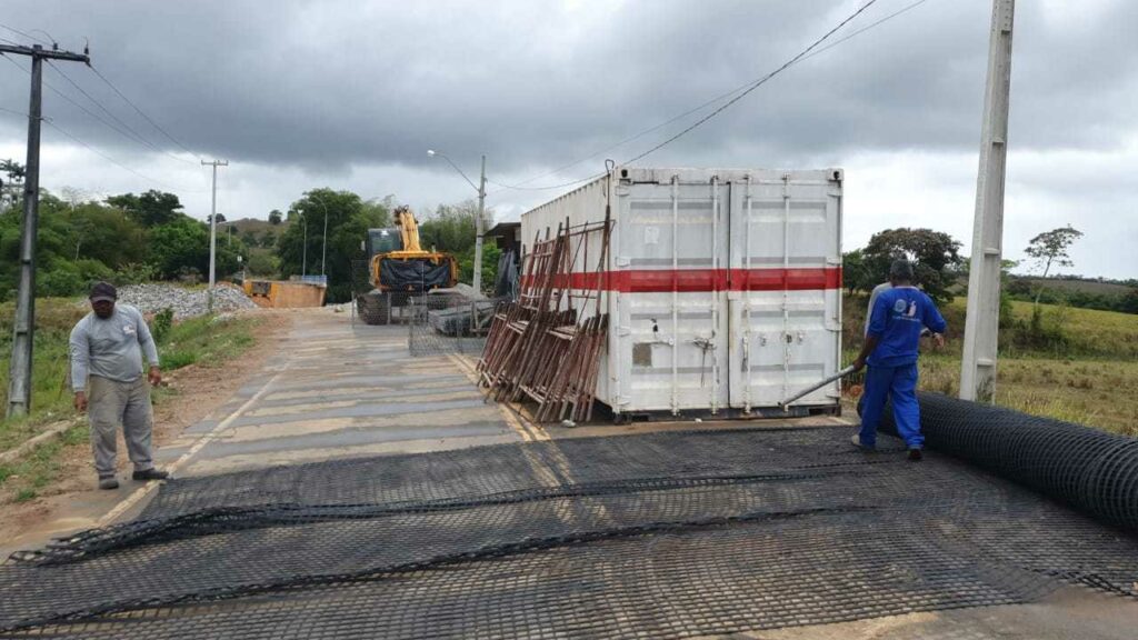 Leitor denuncia atraso na reforma da ponte de Santa Rosa de Lima e buracos na estrada de desvio governo responde