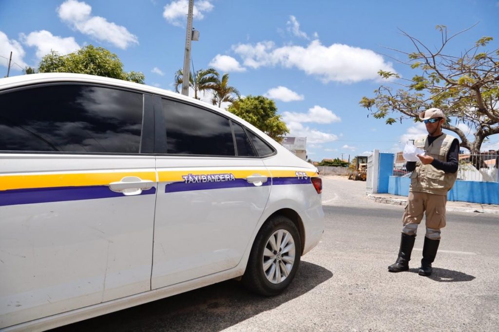 MP SE solicita que Prefeitura de Itaporanga DAjuda proiba novas autorizacoes para servicos de taxi ate regulamentacao