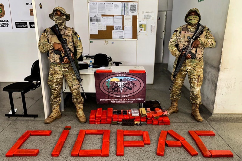 Mais de 53 Kg de maconha e cocaina sao apreendidas durante operacao em Itabaiana