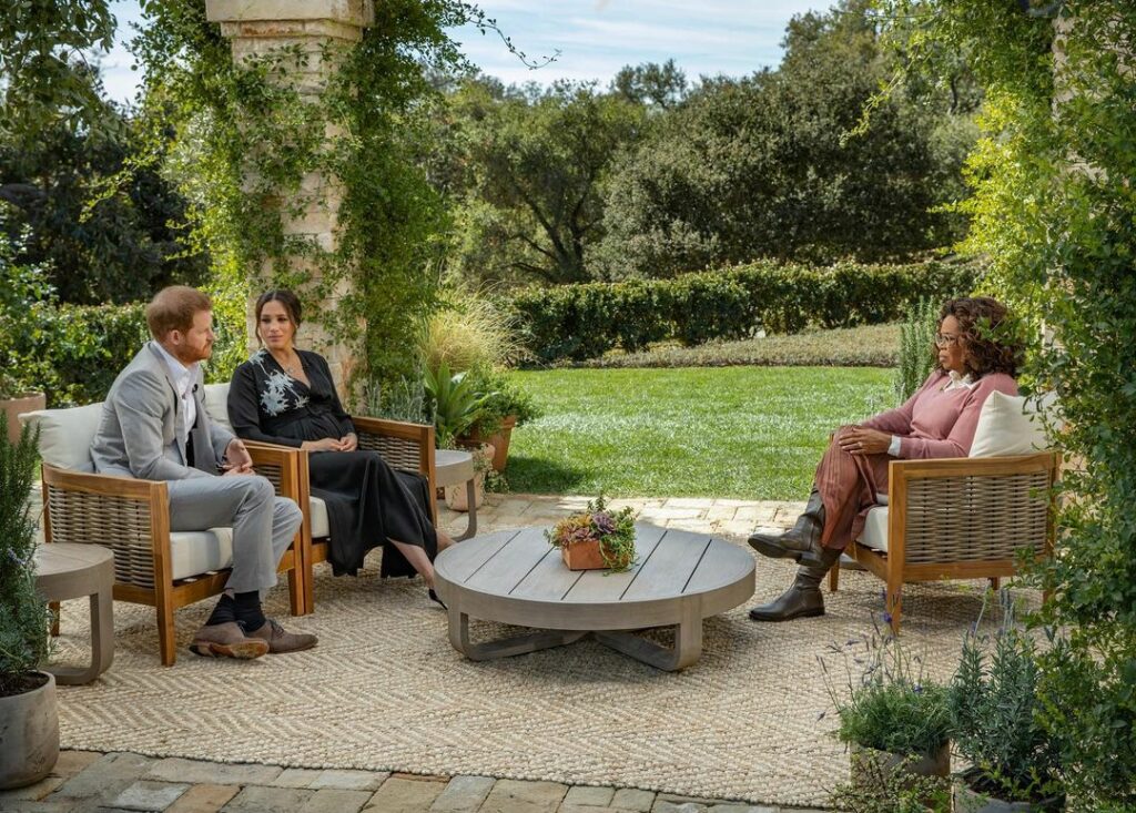 Meghan e Harry revelam preocupacao da realeza britanica sobre tom de pele do filho do casal