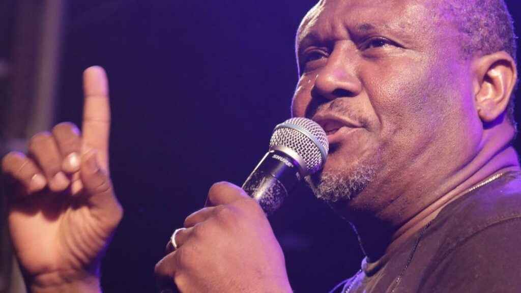 Morre vereador de Salvador e cantor gospel Irmao Lazaro por complicacoes da covid 19