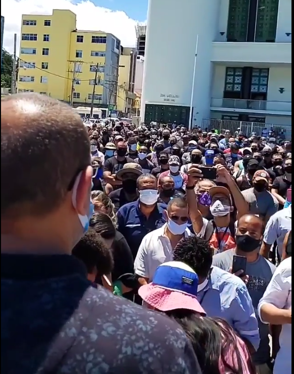 PMs da Bahia realizam ato apos soldado ser morto por colegas em Salvador