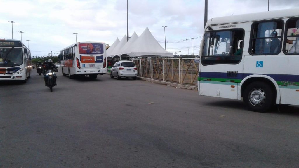 Passageiros que pularem catraca em onibus da Grande Aracaju podem ser presos alerta Setransp
