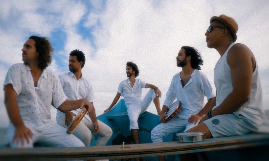Samba do Arnesto lanca clipe do single O meu samba em oracao