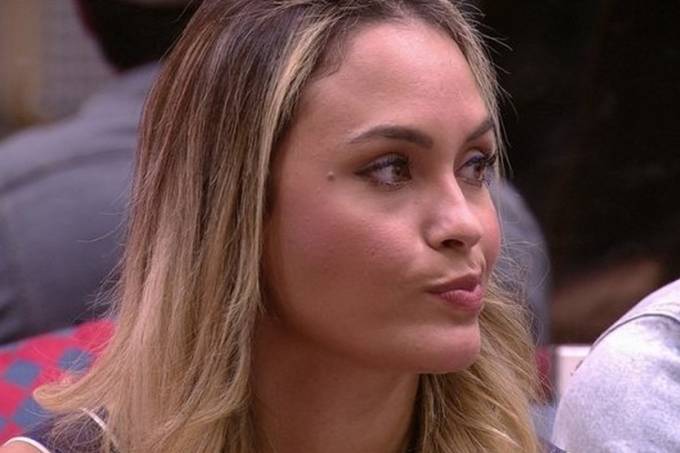 Sarah duvida de eficacia de vacinas contra covid 19 no BBB