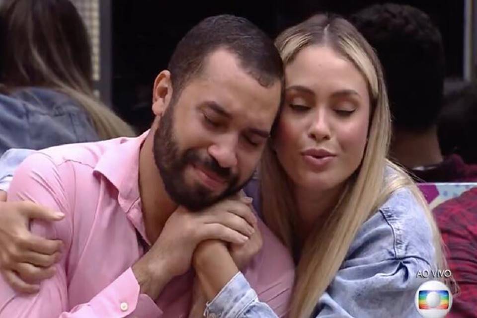 Sarah e Gil ganham prova do lider apos 13 horas de disputa