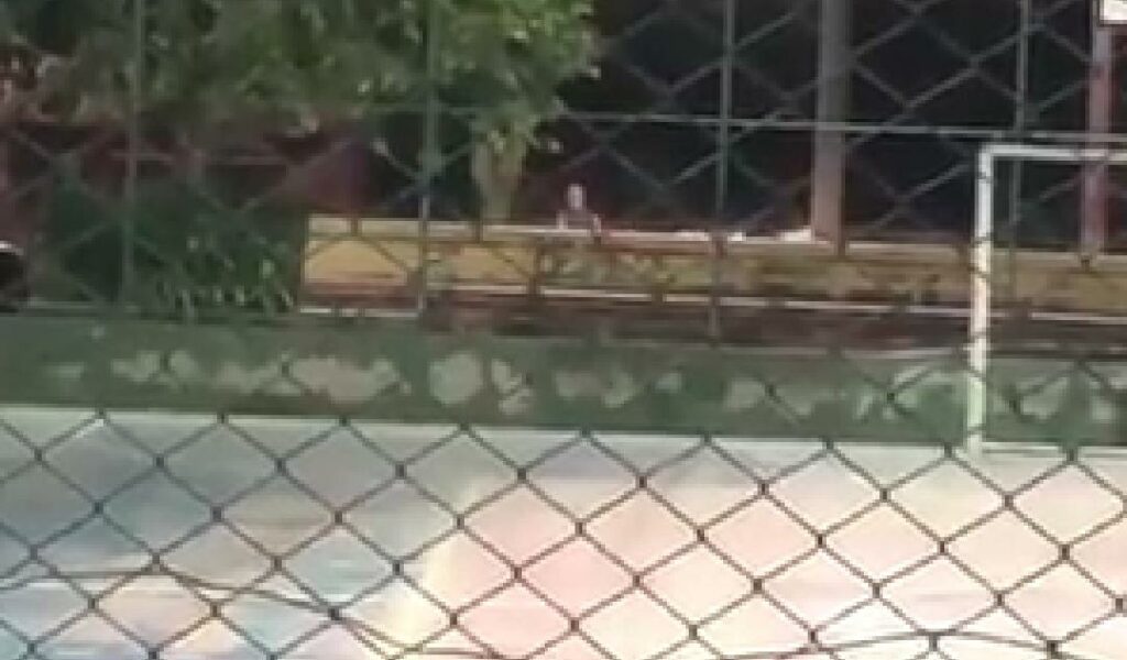 Suposto policial comeca a atirar de fuzil no Espirito Santo veja video