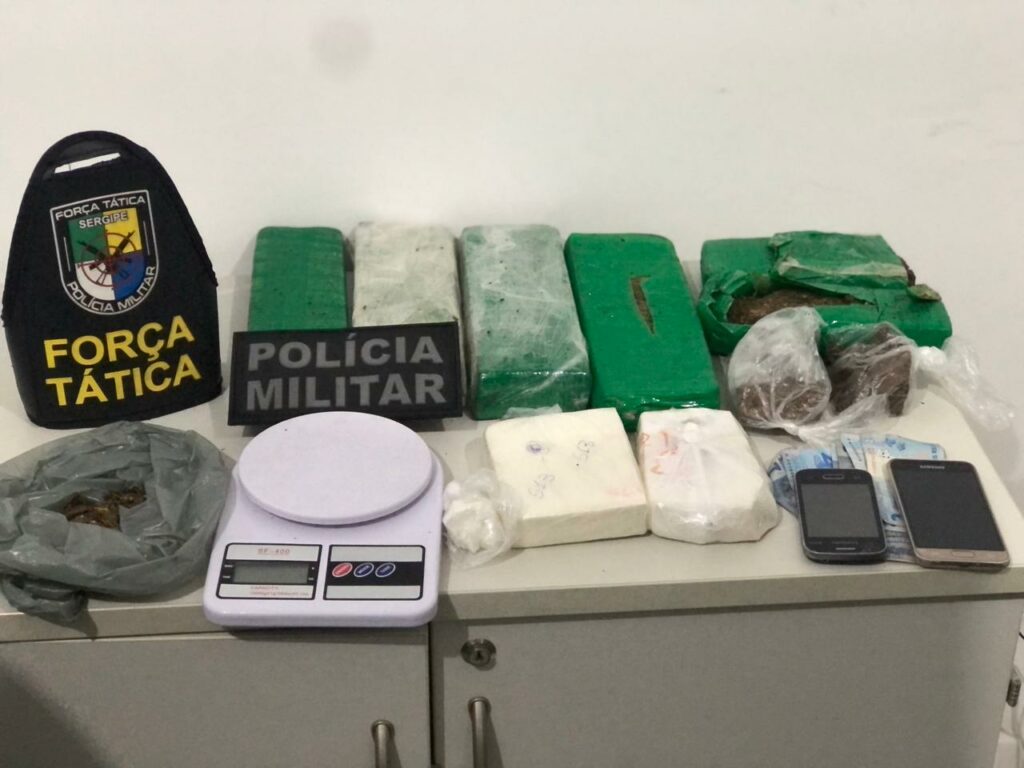 Suspeito de vender drogas em pizzaria falsa e preso na Farolandia