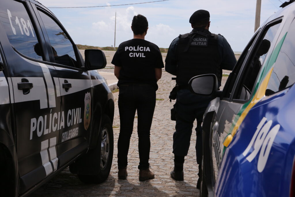 Tres pessoas morrem e duas sao presas durante operacao da policia em Gloria