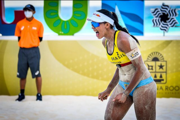 Agatha e Duda vencem russas e estao nas semifinais da etapa do Mundial de Volei em Cancun