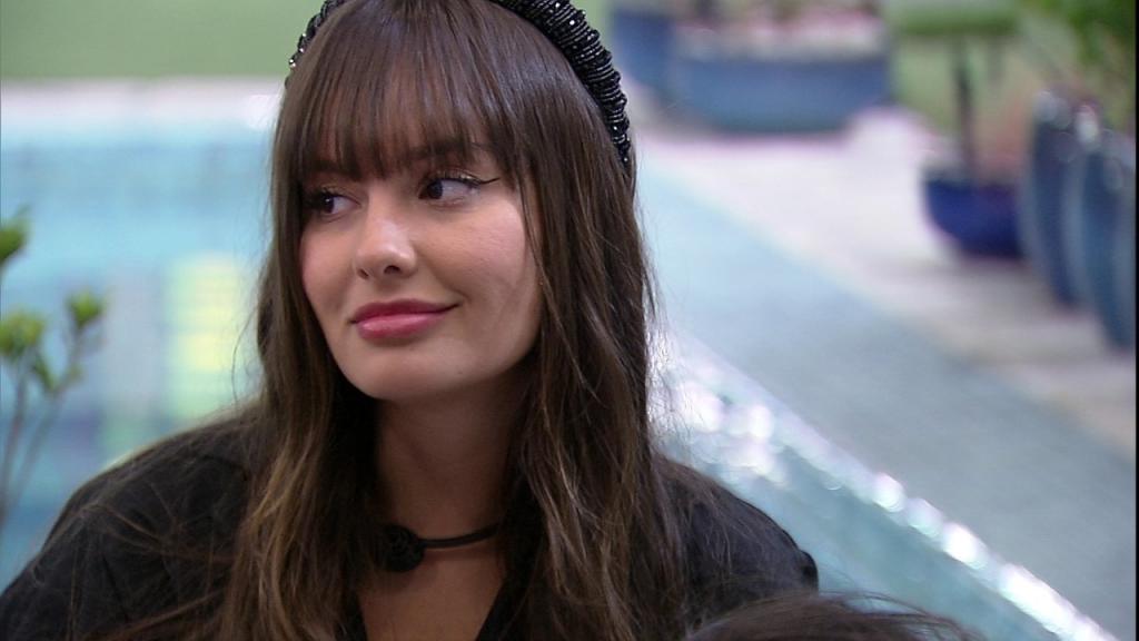 BBB 21 Thais e eliminada com 8229 dos votos
