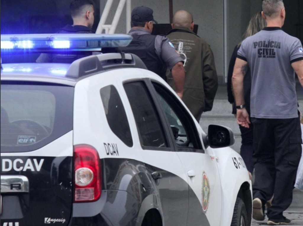 Casal de idosos e condenado por submeter jovem a condicoes analogas a escravidao durante 11 anos