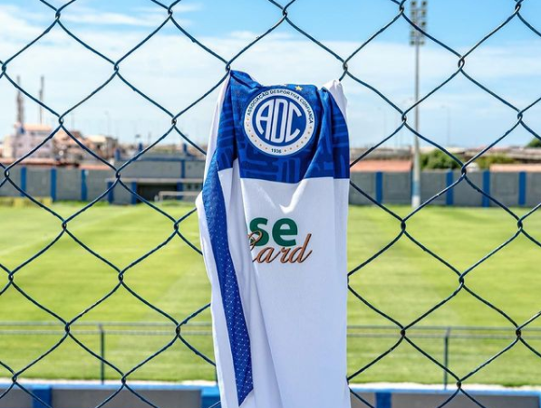 Confianca garante vaga na semifinal se vencer Itabaina neste sabado 24