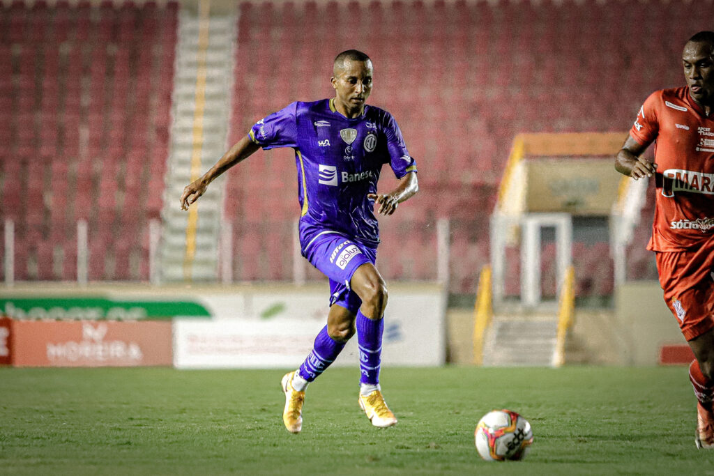 Confianca vence classico contra o Sergipe e amplia invencibilidade sobre o maior rival