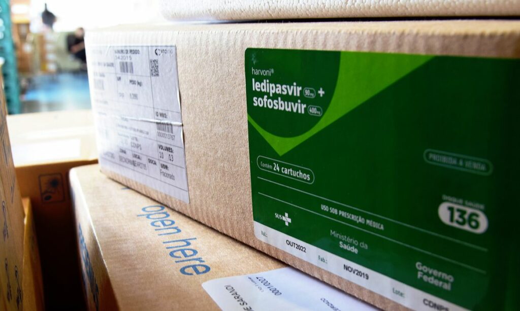 Covid 19 Cerca de 14 mil municipios estao com desabastecimento de kit intubacao