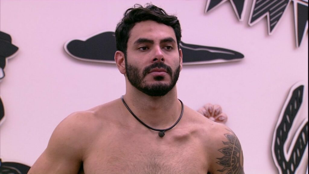 Em paredao disputado Rodolffo e eliminado do BBB com 5048 dos votos