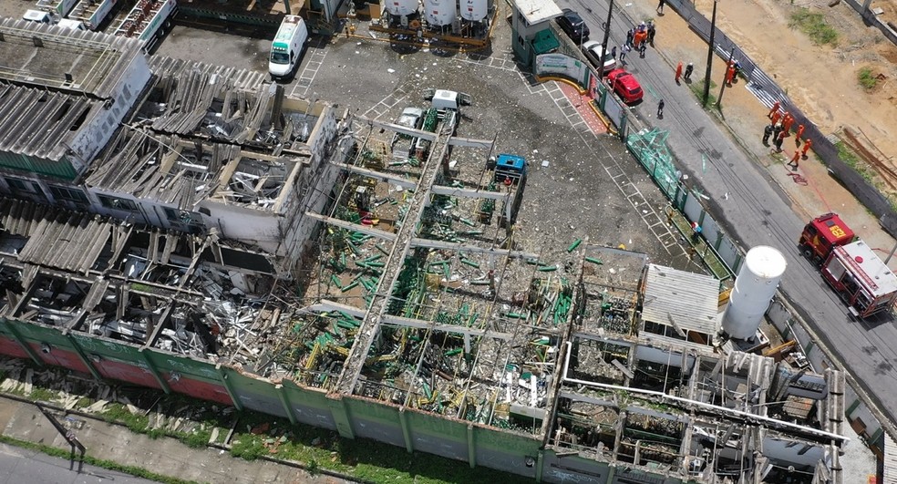 Explosao em fabrica de oxigenio deixa cinco feridos no Ceara governo acompanha fornecimento