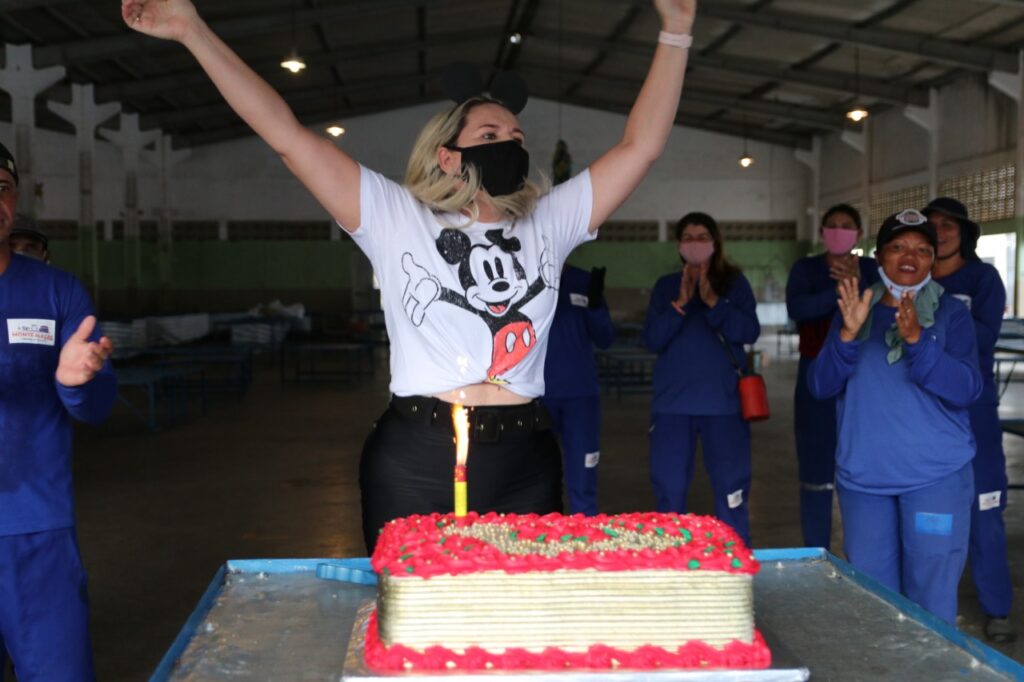 Filha da prefeita de Monte Alegre descumpre decreto estadual e realiza festa com aglomeracao