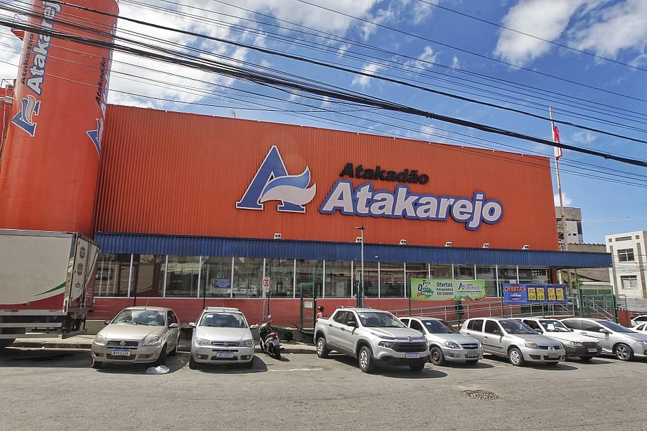 Funcionario acusa mercado de pedir recompensa por supostos ladroes antes de entrega los ao trafico