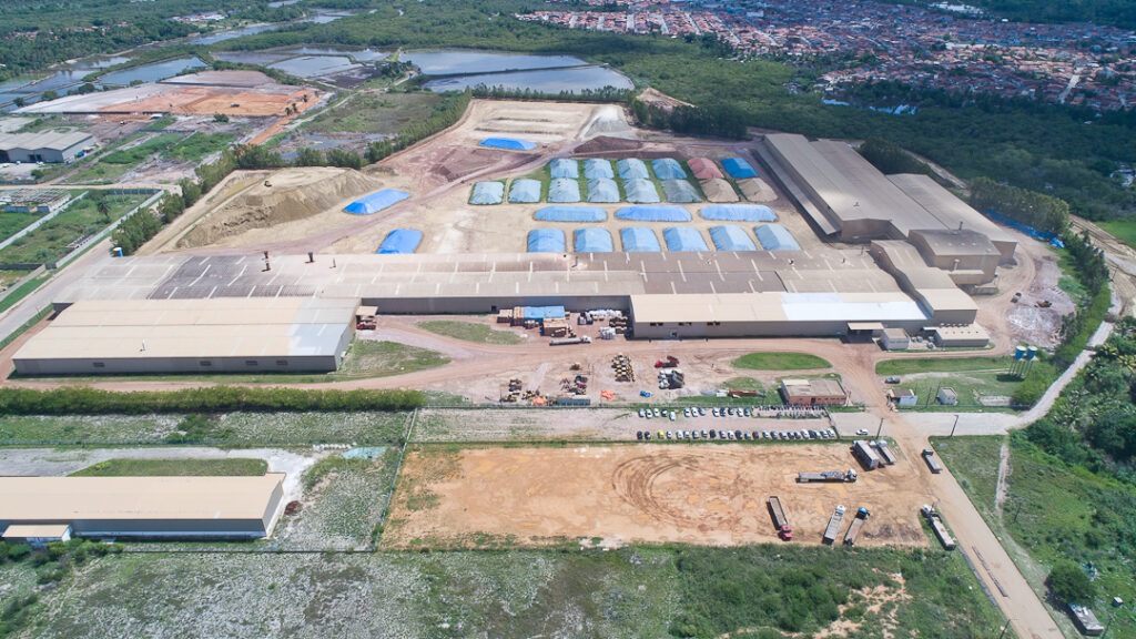 Industria de ceramica anuncia nova linha de producao em Sergipe