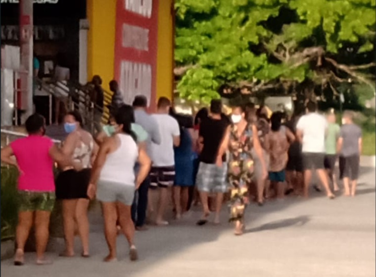 Leitor registra aglomeracoes em pontos de Aracaju nesta quinta 1 veja videos