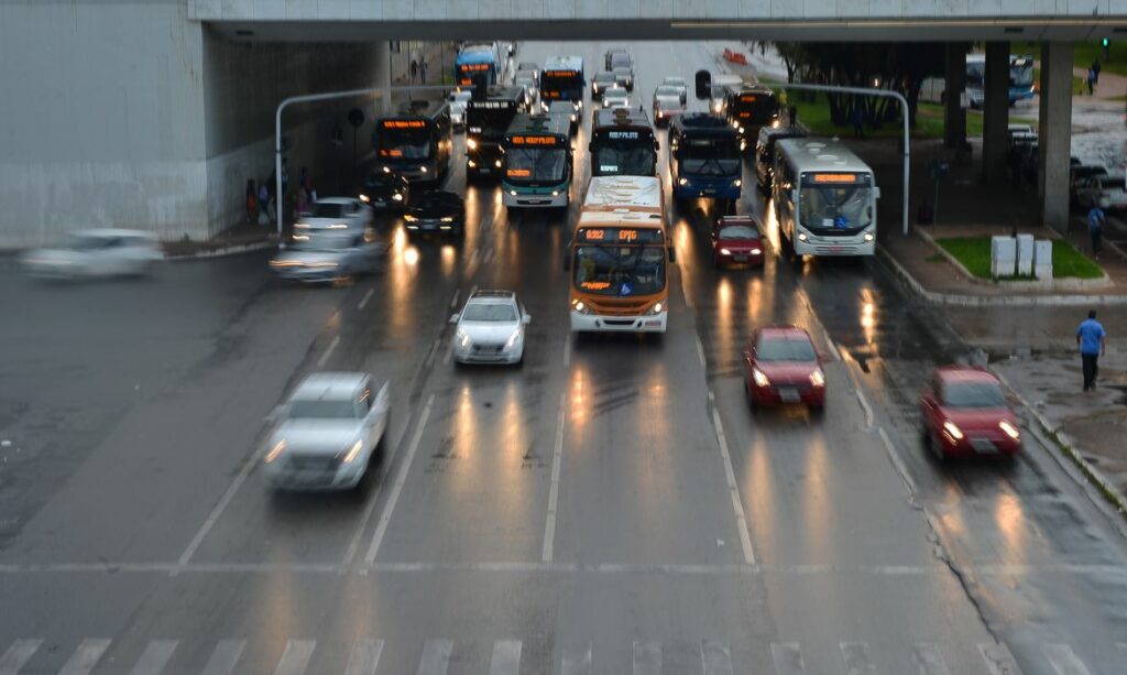 Mudancas no Codigo de Transito comecam a valer em abril