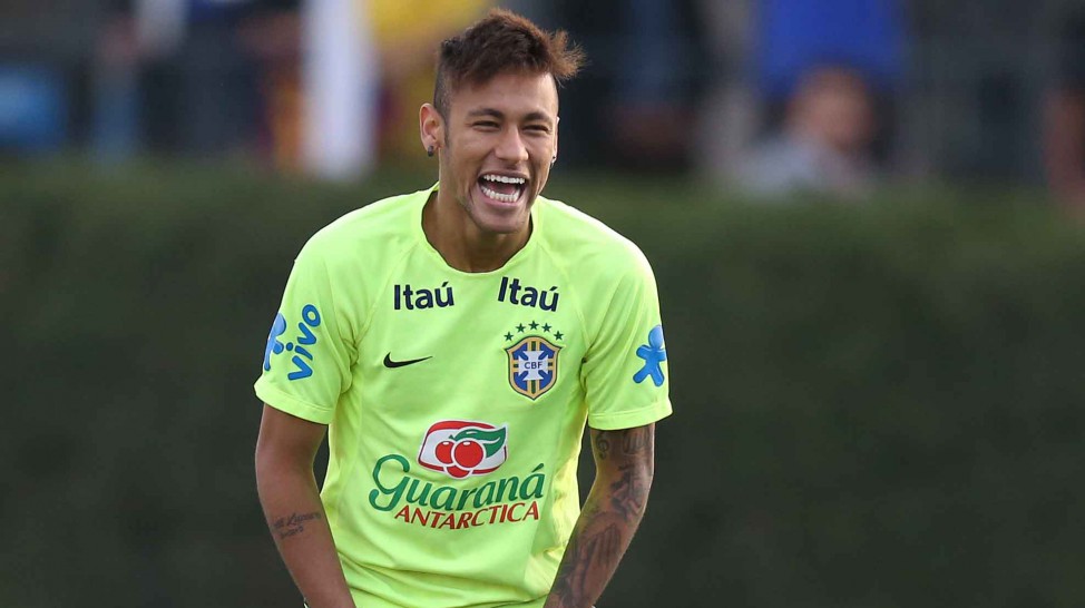 Neymar brinca no dia da mentira e diz estar comprometido O pai ta off