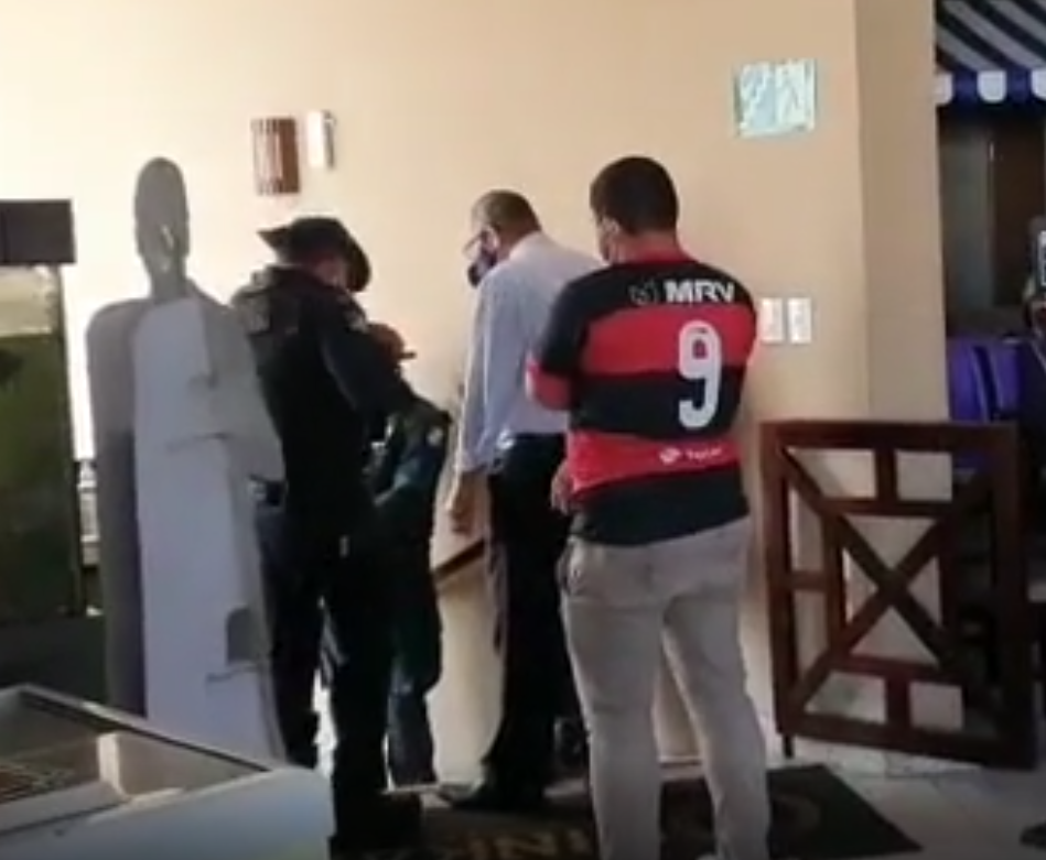 PM SE interrompe live solidaria de cantores sergipanos em Itabaina veja videos