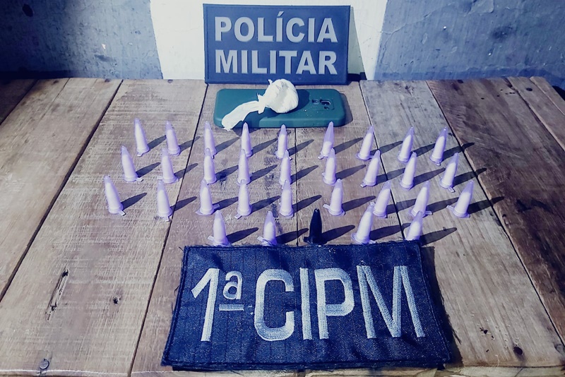 PM SE prende homem em flagrante com cocaina adquirida com dinheiro do auxilio emergencial