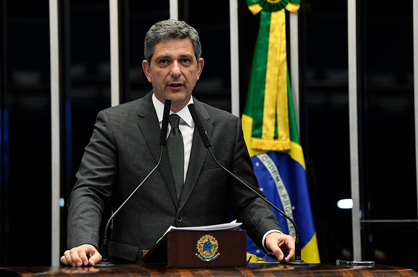 Rogerio Carvalho afirma que senadores estariam combinando jogo com Bolsonaro para sabotar CPI da covid