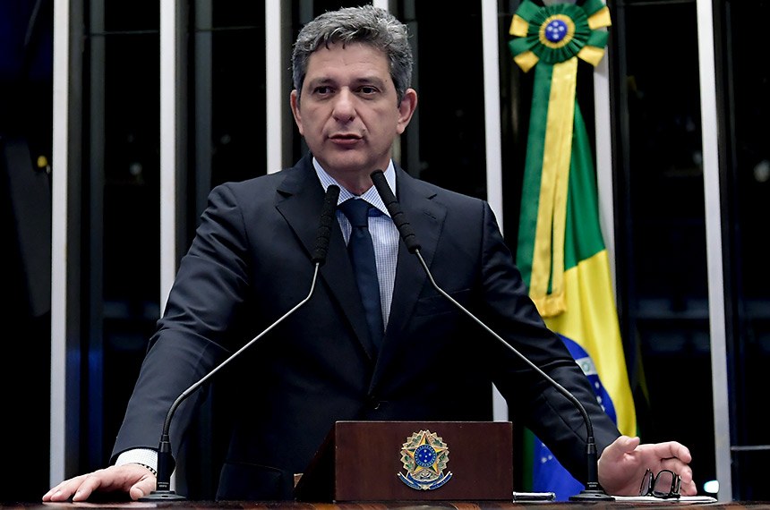 Rogerio Carvalho sugere que auxilio a trabalhadores e empresas fique de fora da meta fiscal
