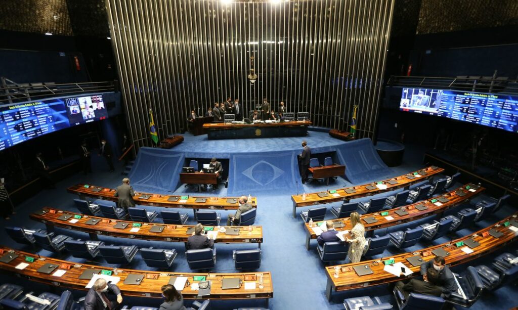 Senador diz ter assinaturas para ampliar investigacao da CPI da Covid
