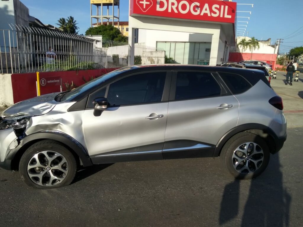 Tres condutores embriagados se envolvem em acidentes durante feriado em Aracaju