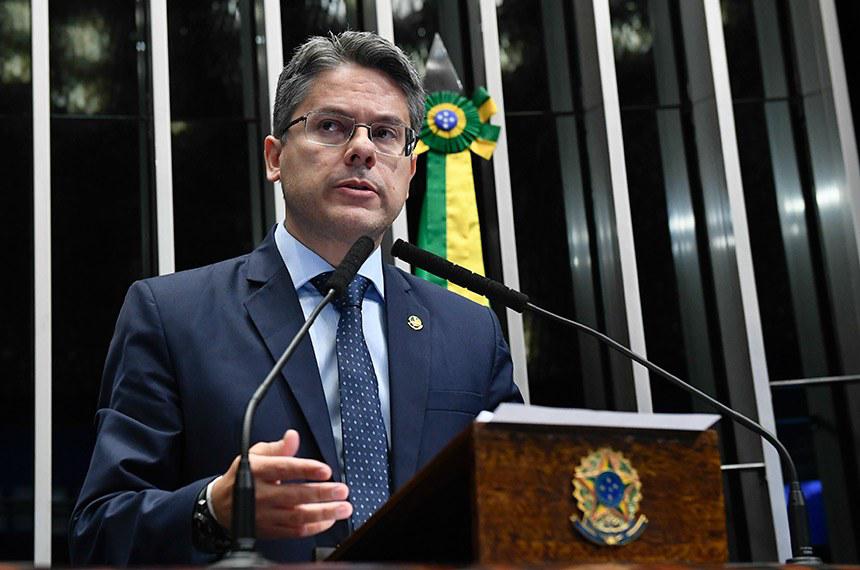 ‘Estamos sob pena de ser cumplices de uma politica homicida diz Alessandro Vieira sobre aumento de mortes por covid 19