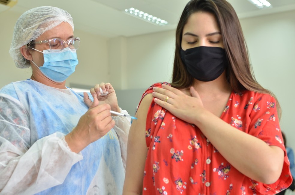 Aracaju suspende vacinacao contra covid 19 de gestantes sem comobirdades