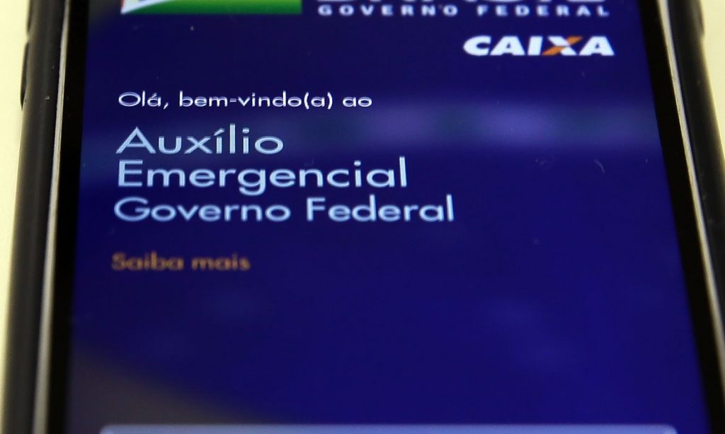 Caixa paga auxilio emergencial a nascidos em dezembro neste domingo 30