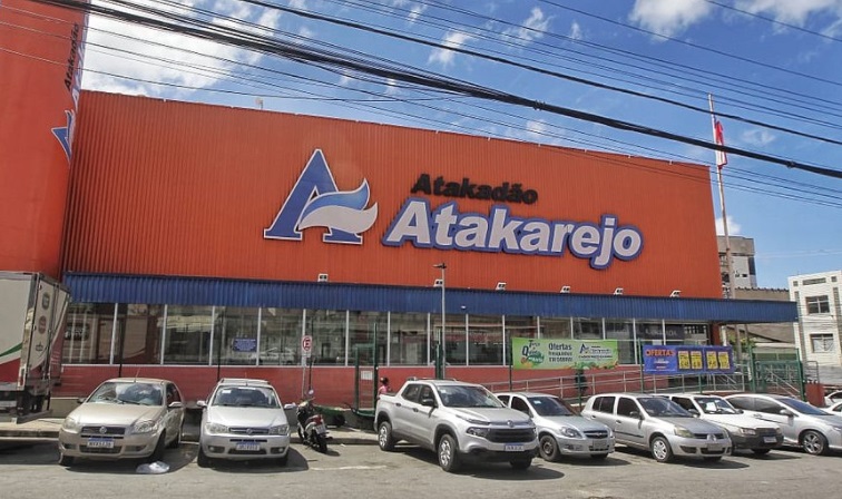 Caso Atakarejo Policia analisa imagens e fica proxima de solucionar duplo homicidio de tio e sobrinho em Salvador