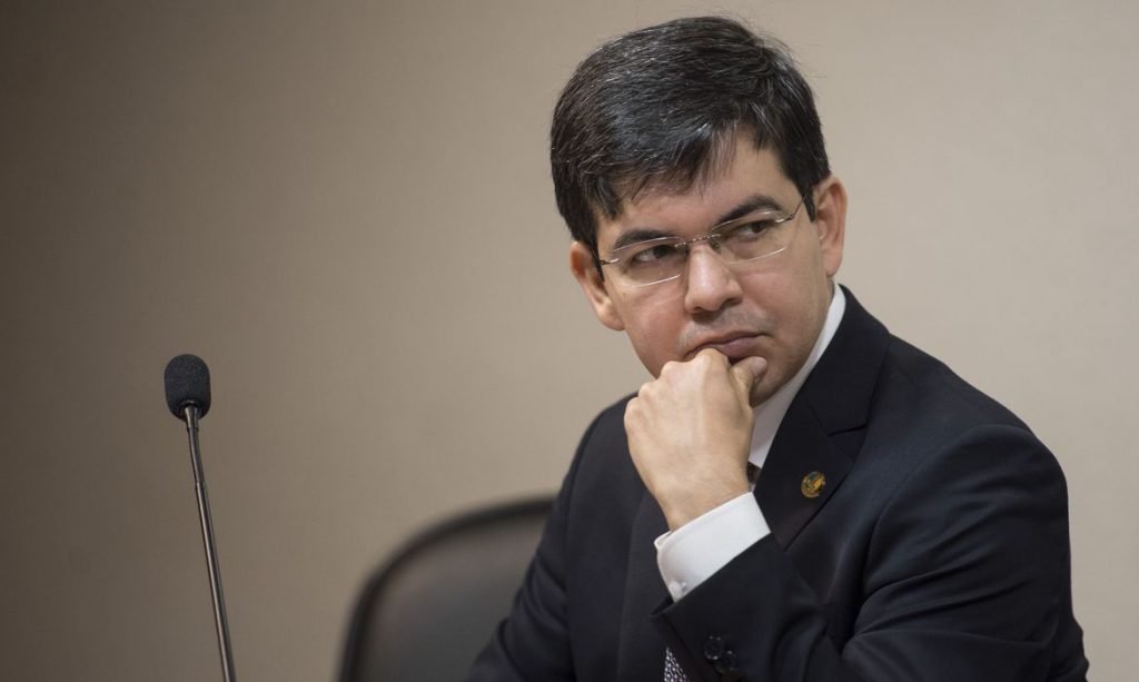 Copa America Randolfe Rodrigues quer presidente da CBF na CPI da Covid apos escolha do Brasil como sede