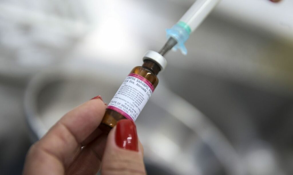 Covid 19 Estudo diz que vacina usada no Japao imuniza contra variantes
