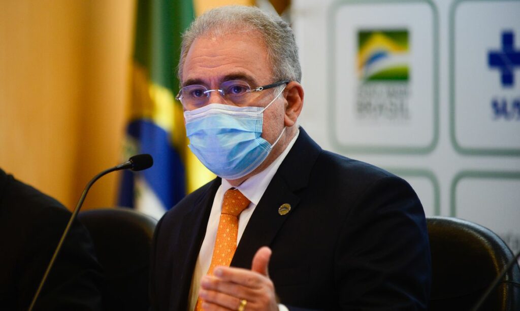 Covid 19 Saude suspende vacinacao de gestantes com AstraZeneca