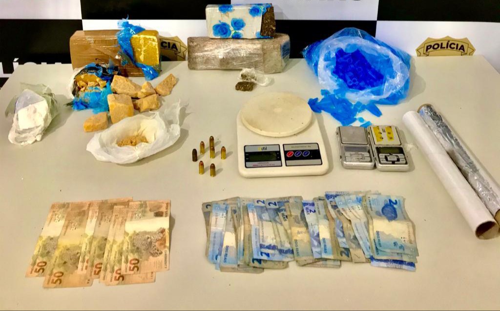 Motorista de aplicativo e preso em flagrante por trafico de drogas em Aracaju