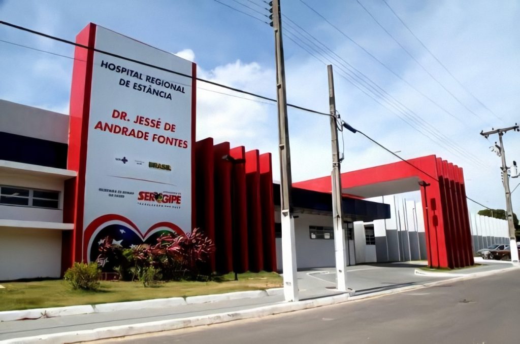 Numero de internados cai mas taxa de ocupacao em UTIs segue proxima dos 100