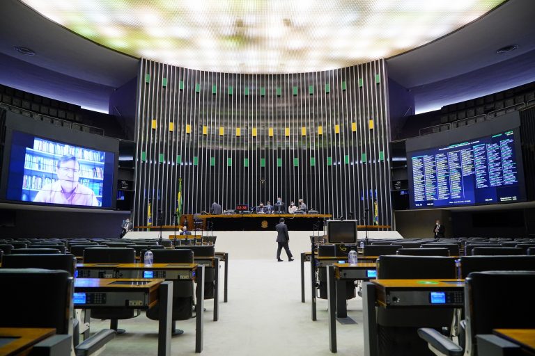 PSL vai obstruir votacao de projeto que revoga Lei de Seguranca Nacional