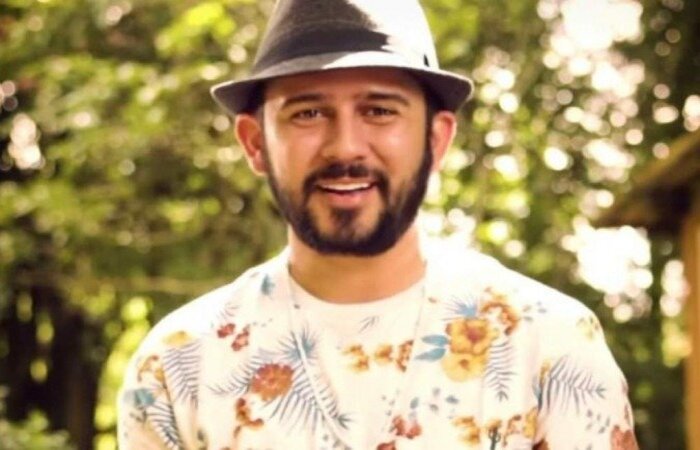 Poeta Braulio Bessa e internado por complicacoes da covid 19 em Fortaleza