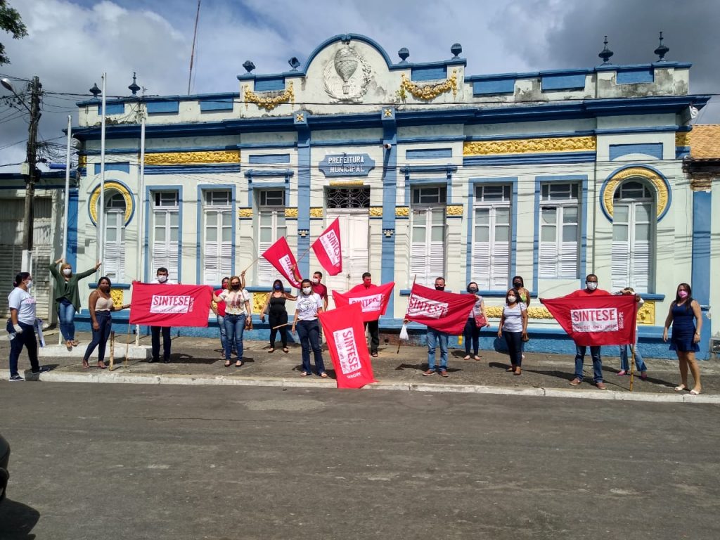 Professores em greve cobram pagamento do piso salarial em Itaporanga DAjuda