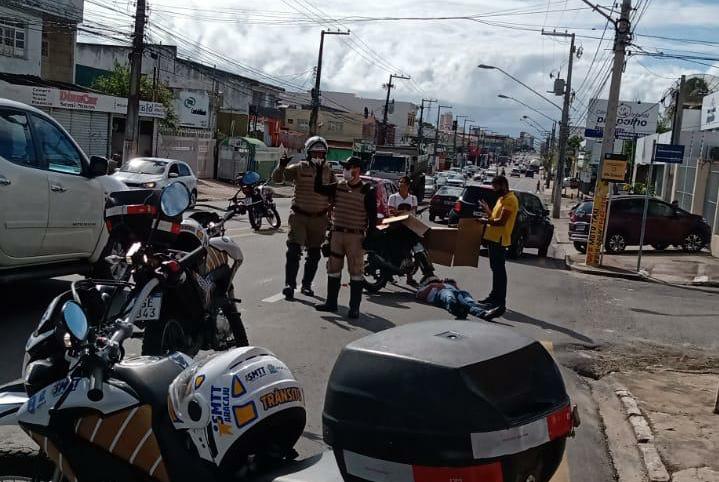 SMTT registra acidente envolvendo motociclista na avenida Desembargador Maynard em Aracaju