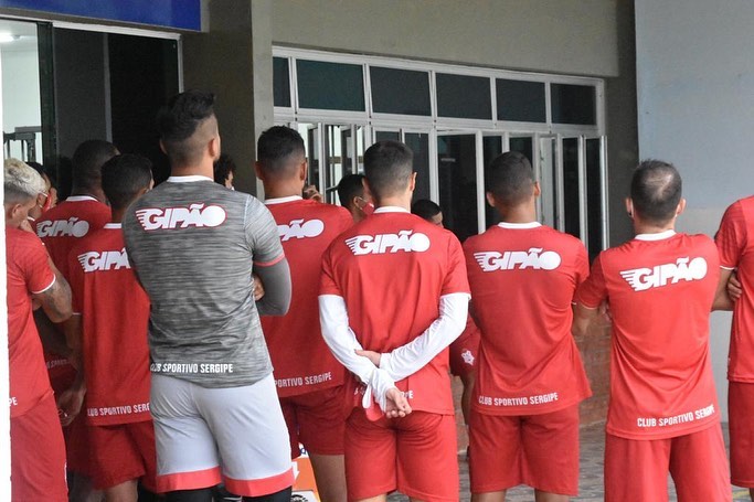 Sergipe anuncia nao renovacao do contrato de seis jogadores