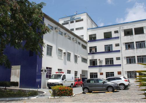Trabalhadores da Ebserh realizam ato grevista no HU de Aracaju nesta quinta 13